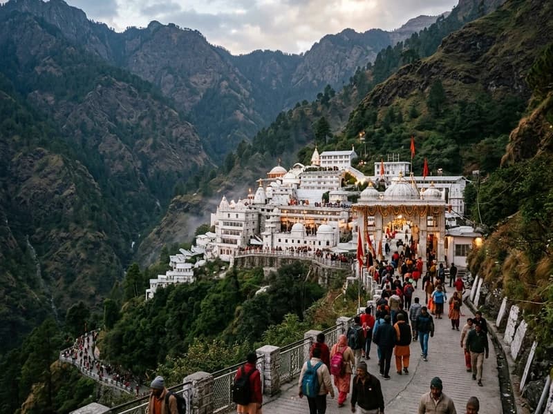 Vaishno Devi temple photo